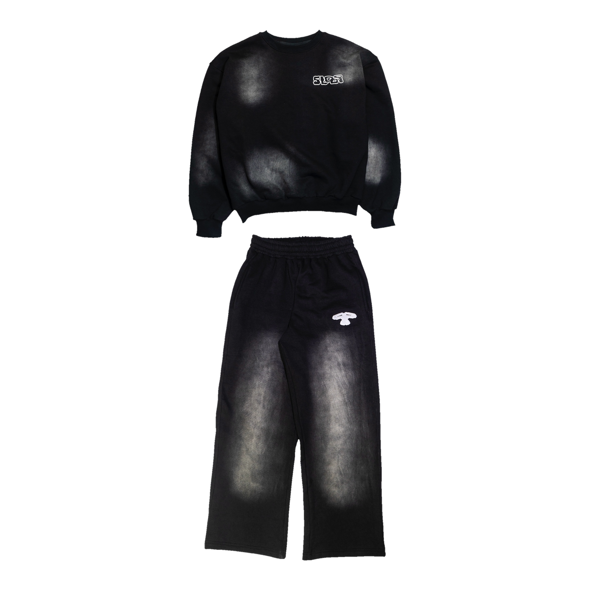 5Loop 5ivFaded black tracksuit, front view of the crewneck sweatshirt and matching faded sweatpants